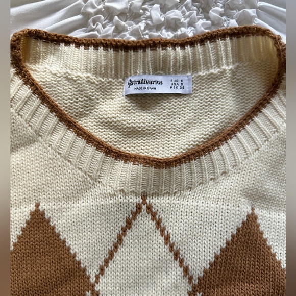Stradivarius Fall Sweater - Picture 3 of 3
